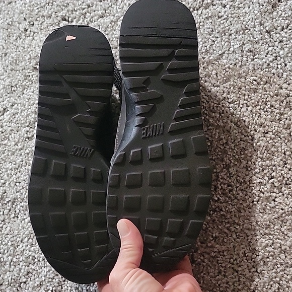 Nike Air Max Thea PrintDark Grey Black-Volt - Picture 5 of 8